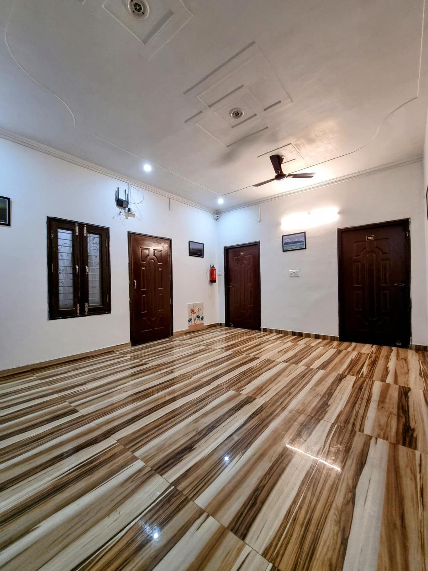 Hotel Sangam View Allāhābād Junction Dış mekan fotoğraf