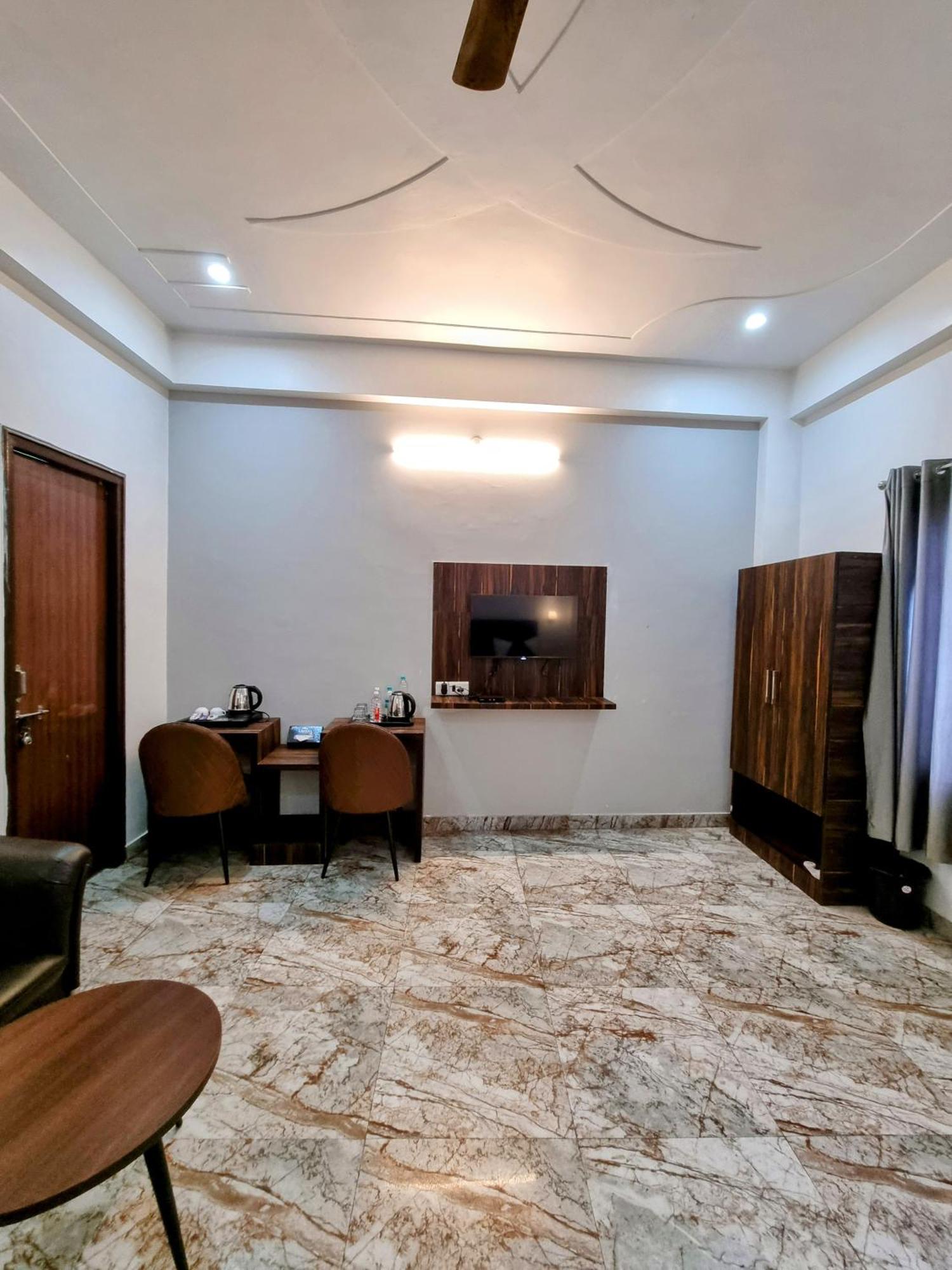 Hotel Sangam View Allāhābād Junction Dış mekan fotoğraf