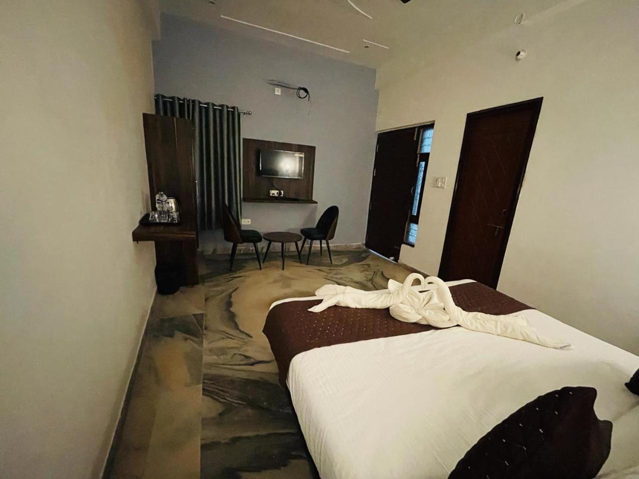 Hotel Sangam View Allāhābād Junction Dış mekan fotoğraf