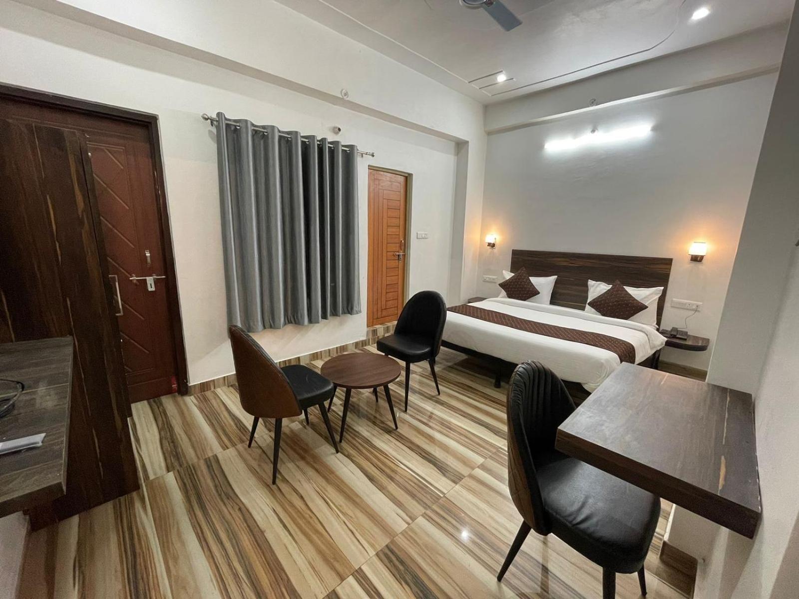 Hotel Sangam View Allāhābād Junction Dış mekan fotoğraf